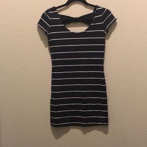 Striped fitted dress with bow back